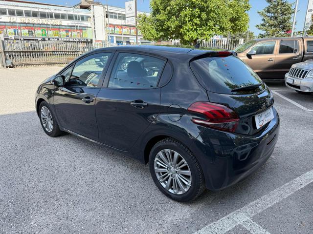 PEUGEOT 208 usata, con Airbag laterali