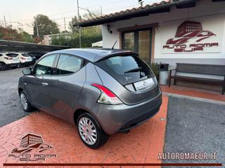 LANCIA Ypsilon usata, con Airbag laterali