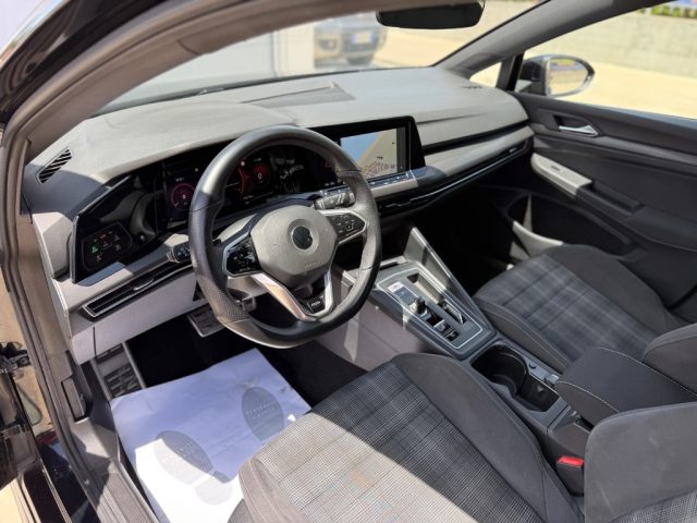 VOLKSWAGEN Golf usata, con Sistema di navigazione