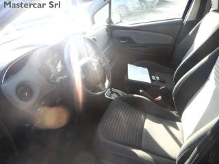 TOYOTA Yaris usata, con Alzacristalli elettrici