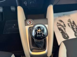 NISSAN Micra usata, con USB
