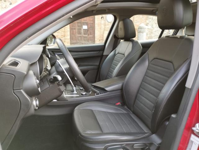 ALFA ROMEO Stelvio usata, con Controllo automatico clima