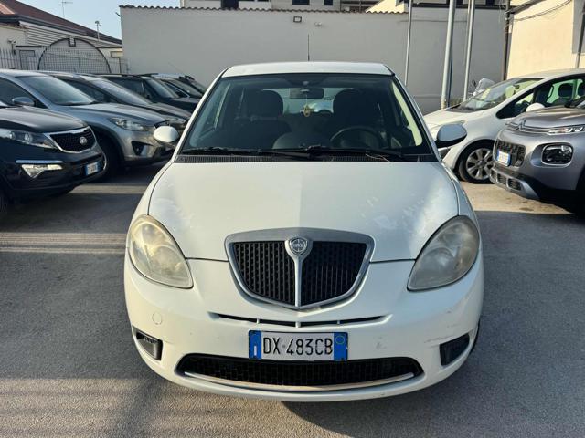 LANCIA Ypsilon usata, con Airbag