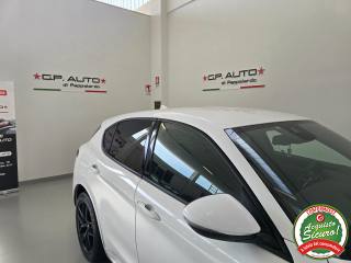 ALFA ROMEO Stelvio usata, con Telecamera per parcheggio assistito