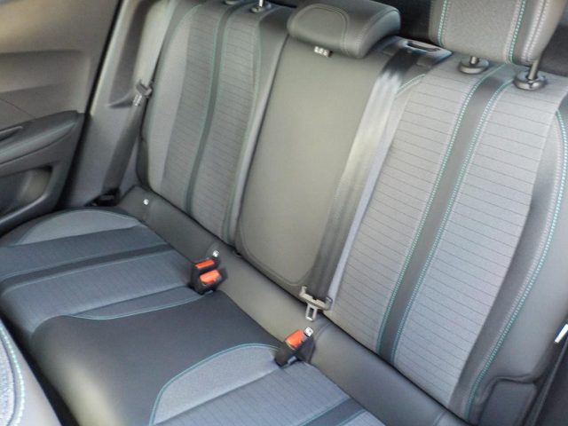 PEUGEOT 2008 usata, con Controllo trazione
