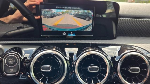 MERCEDES-BENZ A 180 usata, con Fari LED