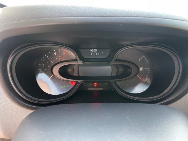 RENAULT Trafic usata, con Servosterzo