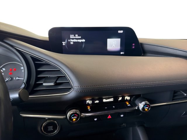 MAZDA 3 usata, con Climatizzatore