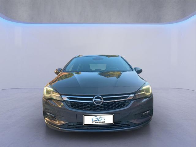 OPEL Astra usata, con Volante in pelle
