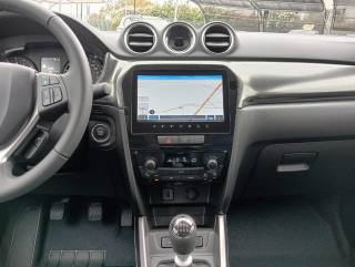 SUZUKI Vitara usata, con USB
