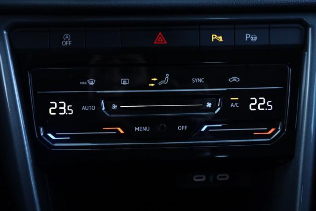 VOLKSWAGEN T-Roc usata, con Touch screen