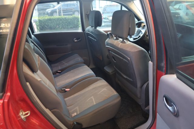 RENAULT Scenic usata 57