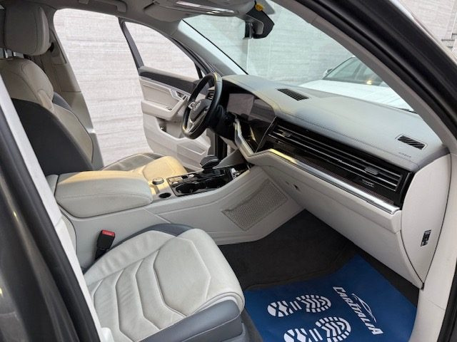 VOLKSWAGEN Touareg usata, con Bracciolo