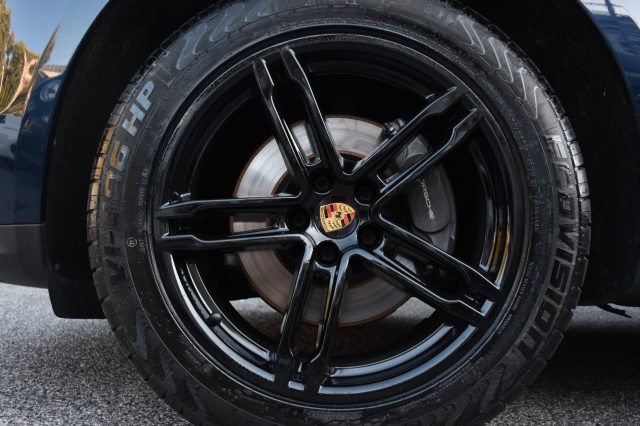 PORSCHE Macan usata, con Fendinebbia