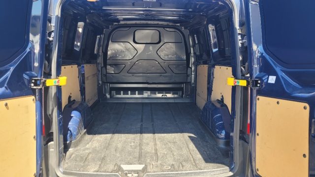 FORD Transit Custom usata, con Climatizzatore