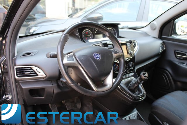 LANCIA Ypsilon usata, con Airbag laterali