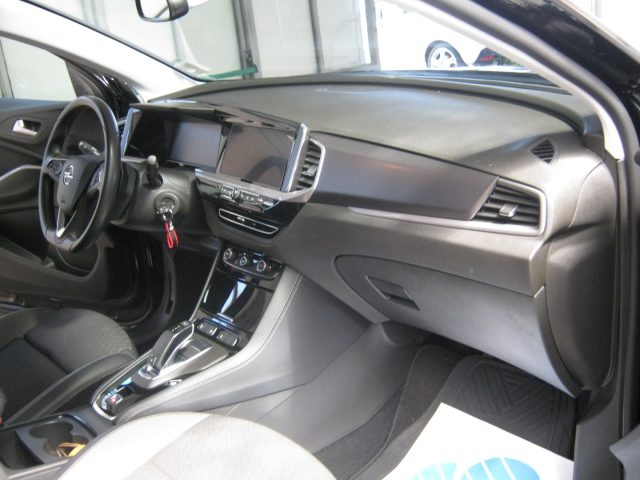 OPEL Grandland usata, con Climatizzatore