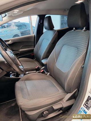 FORD Fiesta usata, con Bluetooth