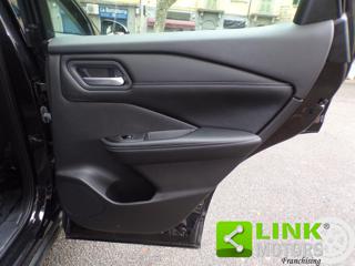 NISSAN Qashqai usata, con Fari full-led