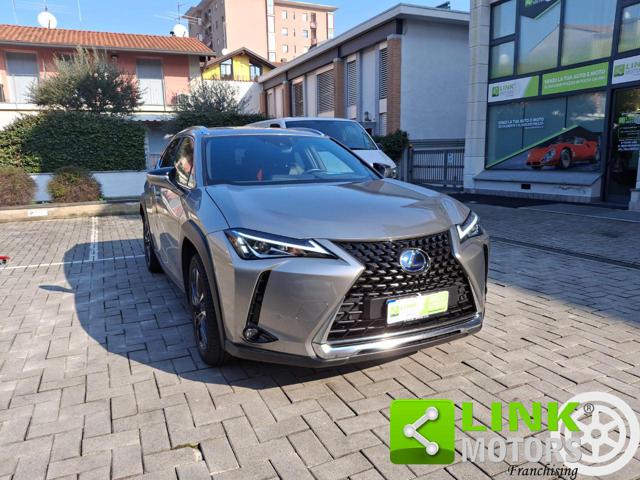 LEXUS UX 250h usata, con ABS