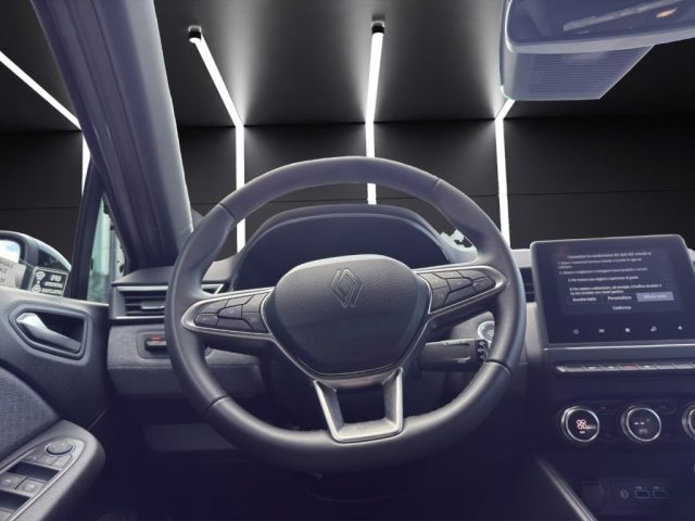 RENAULT Clio usata, con Climatizzatore