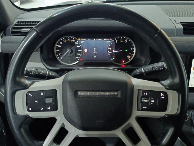 LAND ROVER Defender usata, con Bracciolo