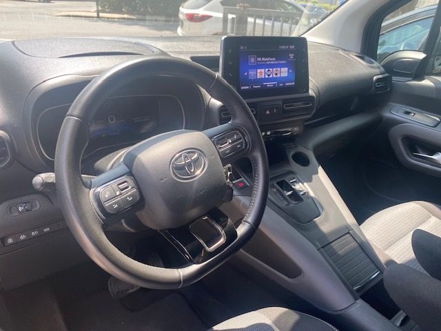 TOYOTA Proace City Verso usata, con Airbag laterali