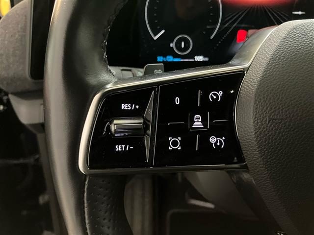 RENAULT Megane usata, con Volante multifunzione