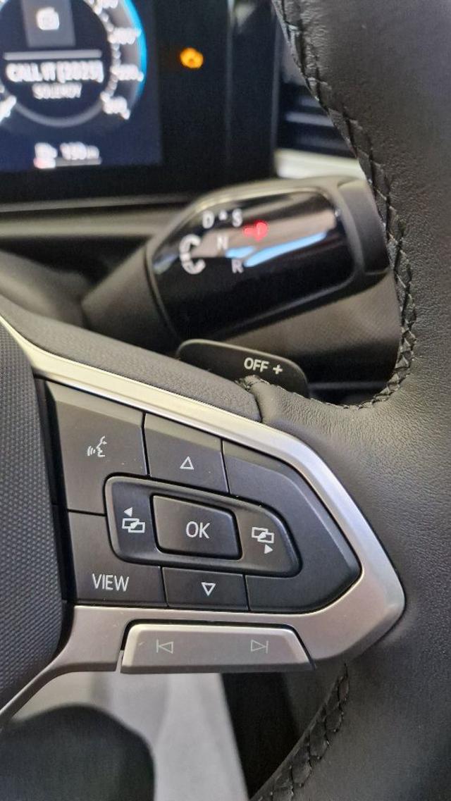 VOLKSWAGEN T-Roc usata, con Park Distance Control