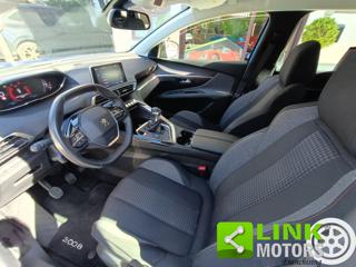 PEUGEOT 3008 usata, con Sensori di parcheggio anteriori