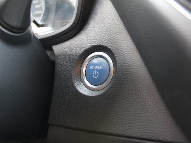 TOYOTA Corolla usata, con Monitoraggio pressione pneumatici
