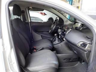 LANCIA Ypsilon usata 32