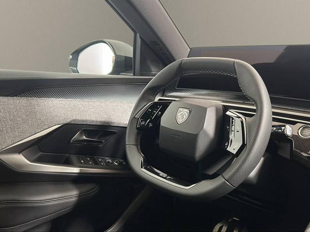 PEUGEOT 3008 usata, con Touch screen