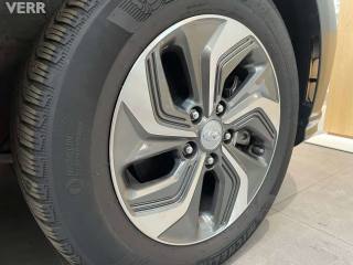 HYUNDAI Kona usata, con Vetri oscurati