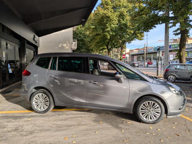 OPEL Zafira Tourer usata, con Alzacristalli elettrici
