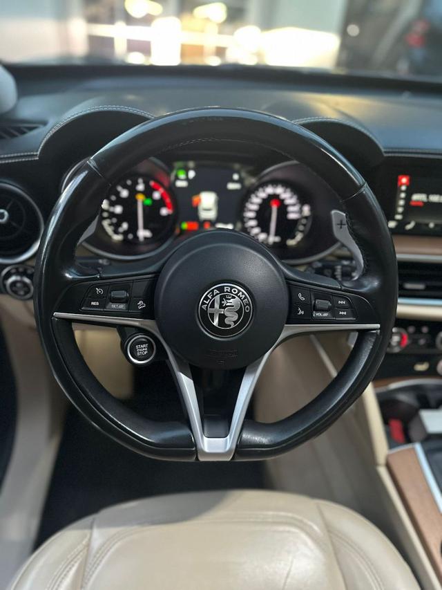 ALFA ROMEO Stelvio usata, con Servosterzo