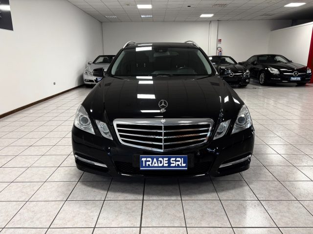 MERCEDES-BENZ E 200 usata, con Climatizzatore