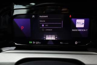 VOLKSWAGEN Golf usata, con Schermo multifunzione interamente digitale