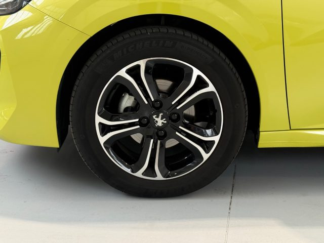 PEUGEOT 208 usata, con Sensori di parcheggio posteriori