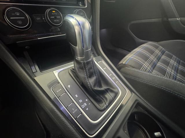 VOLKSWAGEN Golf usata, con Fendinebbia