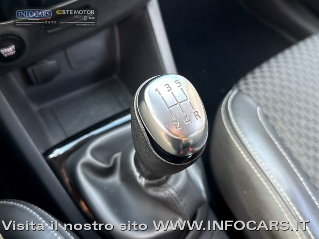 RENAULT Clio usata, con Touch screen