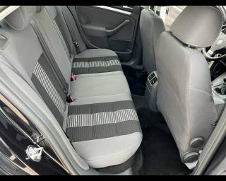 VOLKSWAGEN Jetta usata 20