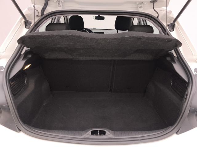 PEUGEOT 208 usata, con Autoradio digitale