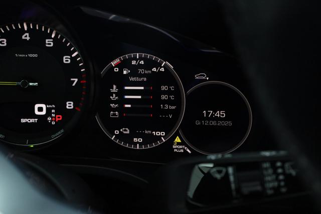 PORSCHE Cayenne usata, con Telecamera per parcheggio assistito