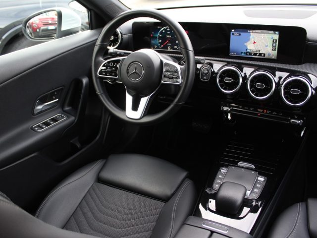 MERCEDES-BENZ A 180 usata, con Sistema di navigazione