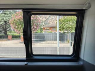 VOLKSWAGEN Caravelle usata 22