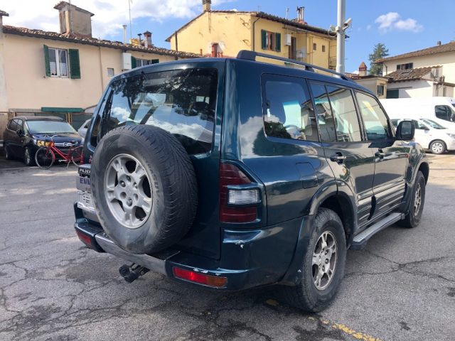 MITSUBISHI Pajero usata, con Airbag