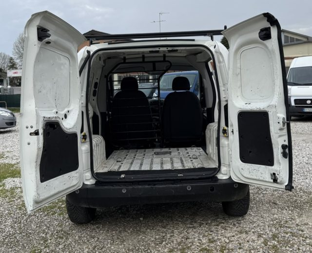 PEUGEOT Bipper usata 9