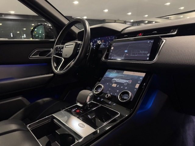 LAND ROVER Range Rover Velar usata, con Climatizzatore
