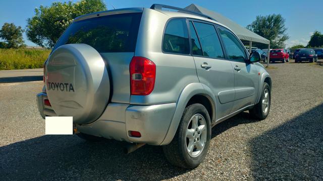 TOYOTA RAV 4 usata, con Airbag laterali